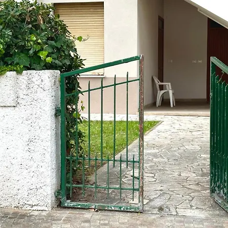 M019 Marcelli, Trilocale Con Giardino Apartamento