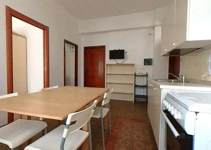 M019 Marcelli, Trilocale Con Giardino Apartamento *
